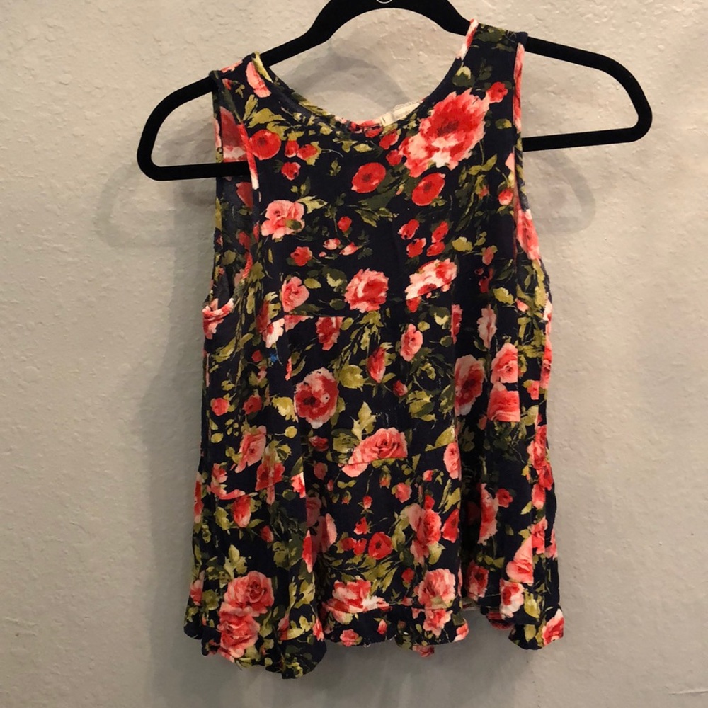 Women’s Floral Top